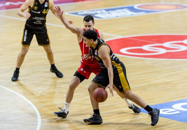 转会都涉及 转会都涉及